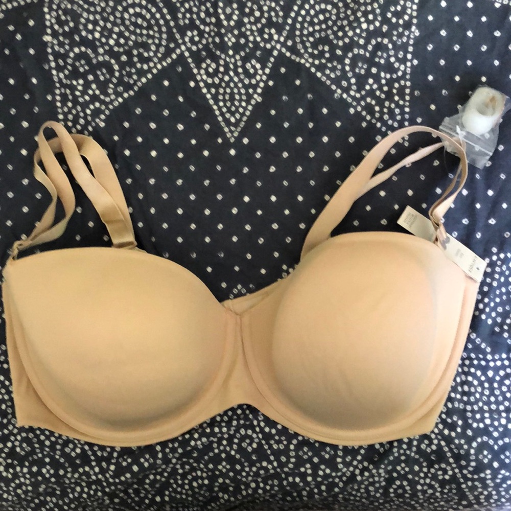NWT Cacique 46D lightweight multi-way bra.